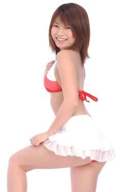 吴艳妮12秒86强势夺冠